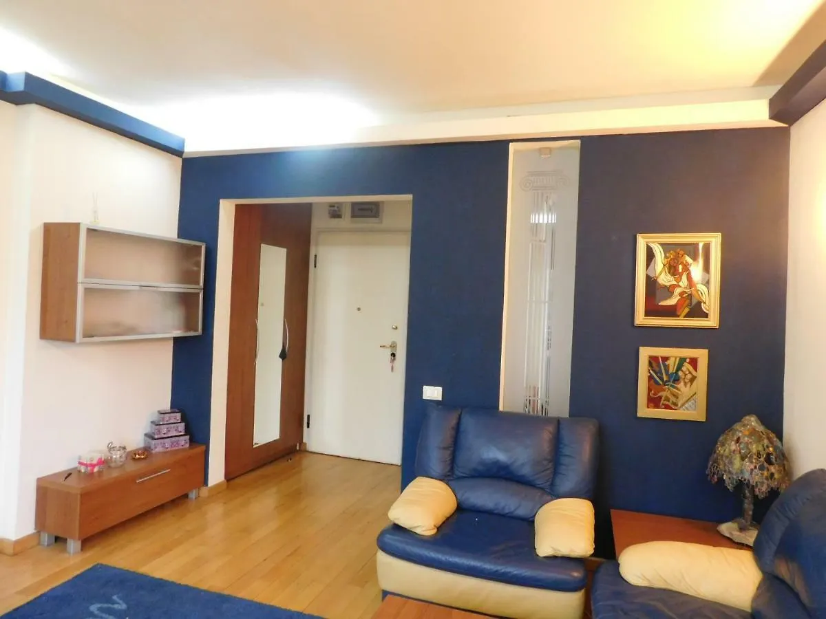 Nicole'S Apartment Bucharest